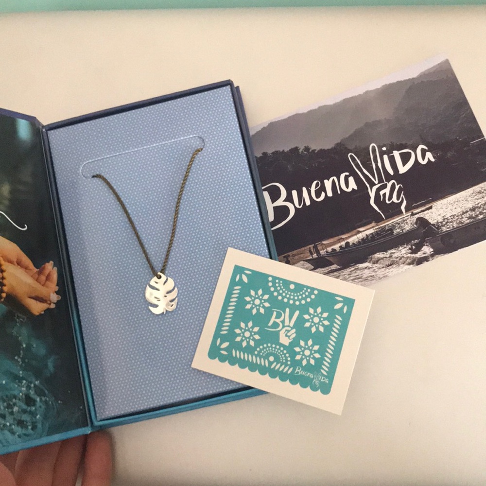 Buena Vida free spirit necklace NEVER WORN